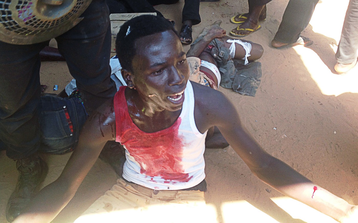 Atentátník zabil v Nigérii na 50 studentů, desítky dalších zranil