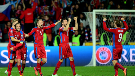 Češi válí dál! Výhrou nad Islandem se přiblížili Euru