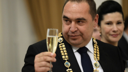 Vůdce separatistů vyzval Porošenka na souboj. Limonov jim chce dělat sekundanta