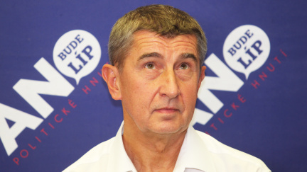 Den po smíření se Babiš zase pustil do Němečka