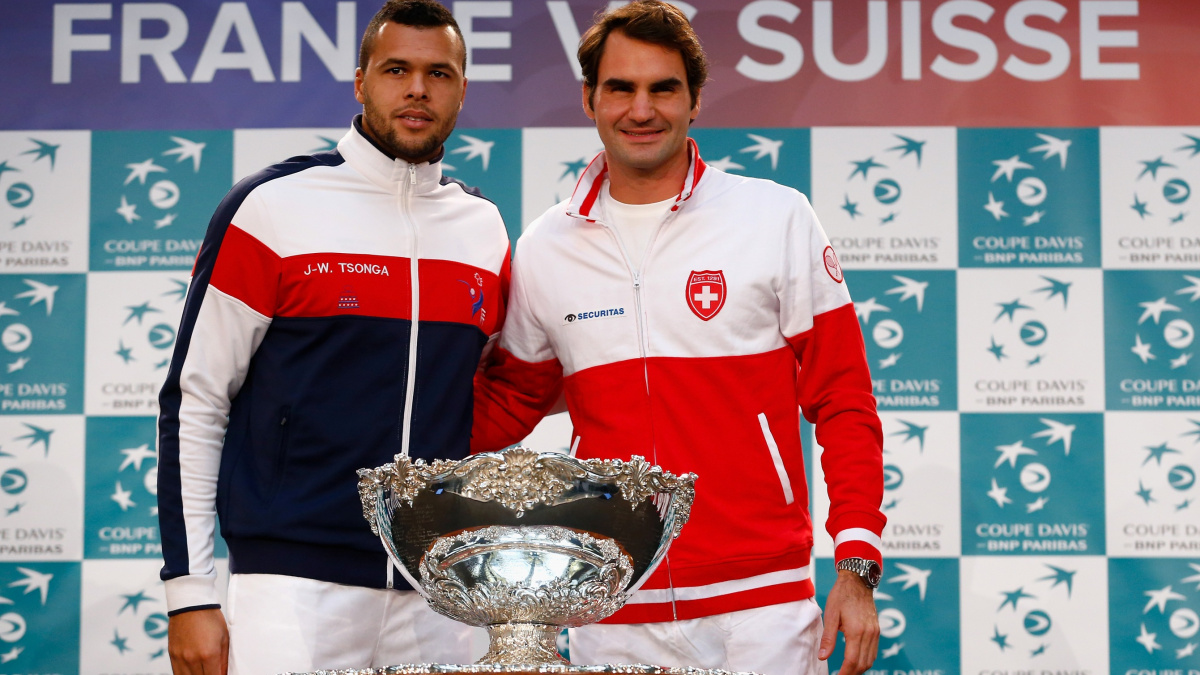 Švýcaři nastoupí ve finále Davis Cupu proti Francii i s Federerem