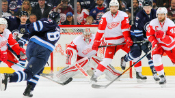 Mrázek v souboji českých brankářů v NHL předčil Pavelce