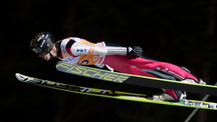 Skokané skončili na úvod SP šestí, Koudelka hvězdou dne