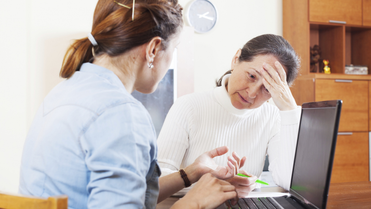 Mezi podomními prodejci přibývá šmejdů