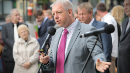 Alibista Chovanec chce pořádat referendum o syrských uprchlících