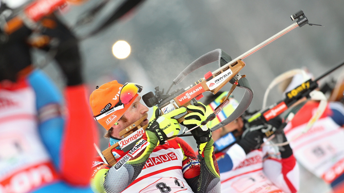 Biatlonista Šlesingr zabodoval, na úvod sezony dojel třetí