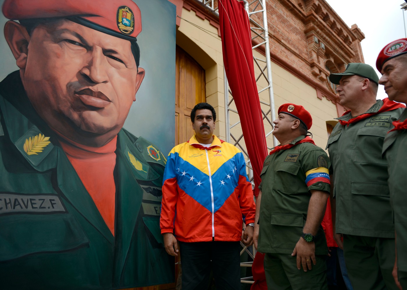 Po Chávezovi potopa. Z Venezuely se stal zkorumpovaný, polovojenský stát