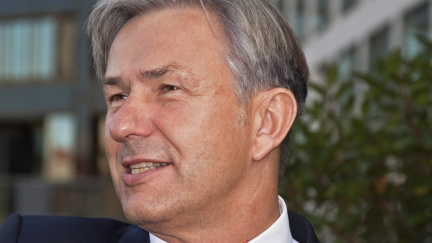 Chudý, ale sexy. Klaus Wowereit v Berlíně končí