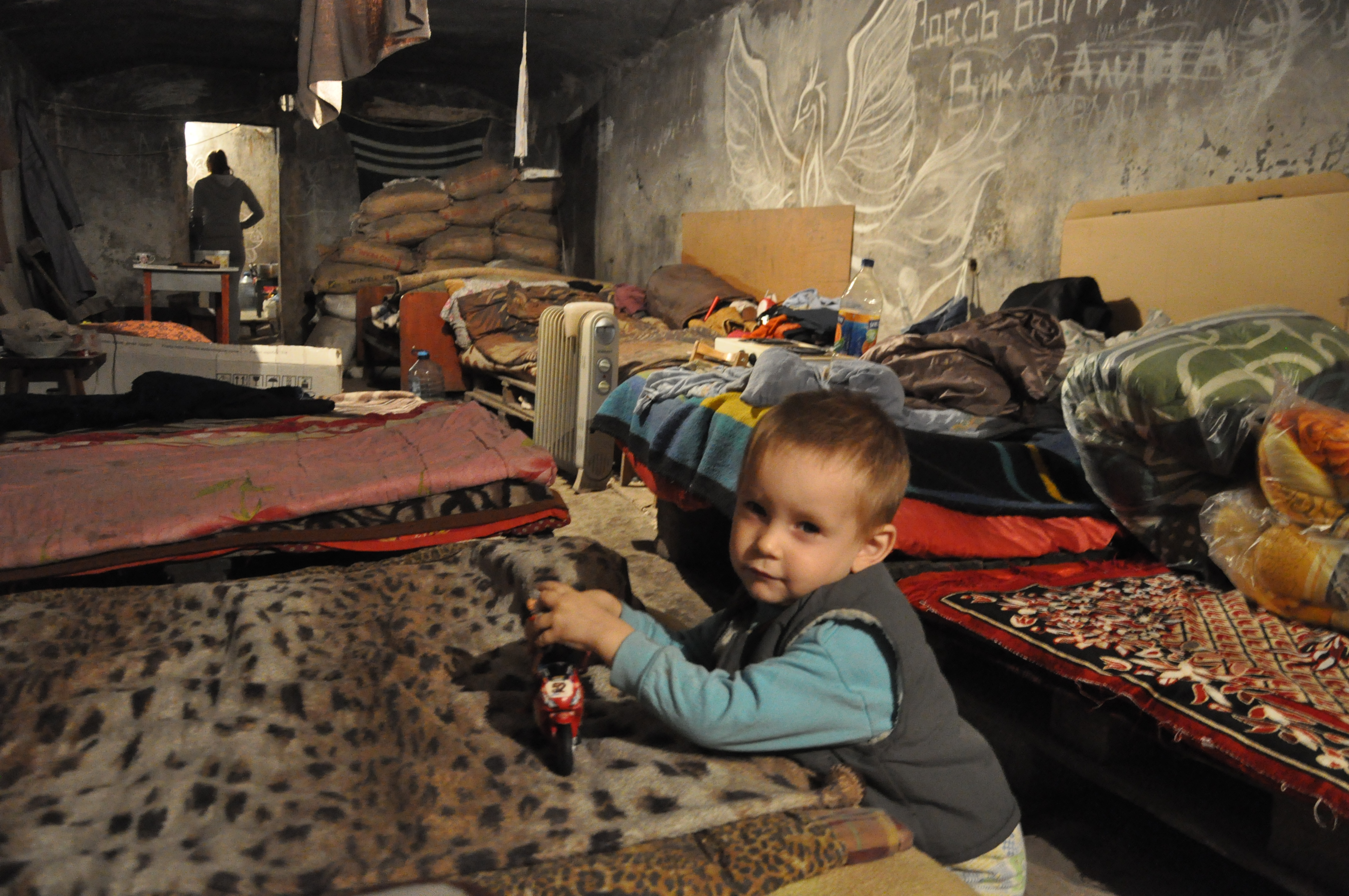FOTO: Válka, která bere důstojnost. Podívejte se, jak žijí lidé na Donbase