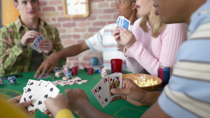 Ústavní soud se odmítl zabývat pokerem. Zda jde o hazard, neřešil