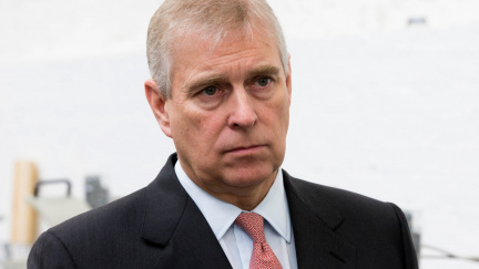 Britský princ Andrew údajně zneužíval nezletilou