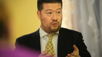 Okamura chce venčit prasata kolem mešit