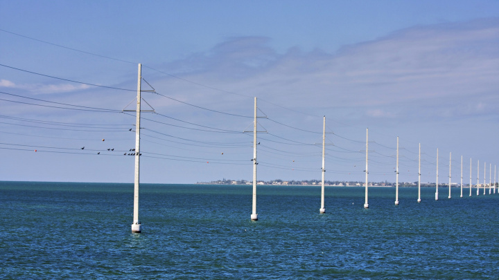 Norsko a Británii spojí nejdelší podmořské elektrické vedení