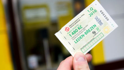 Vrátí se do Prahy papírové tramvajenky?