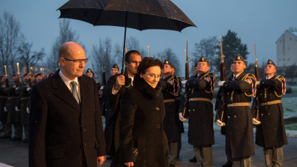 Polsko kritizuje Česko skvůli Osvětimi. Nebo ne?