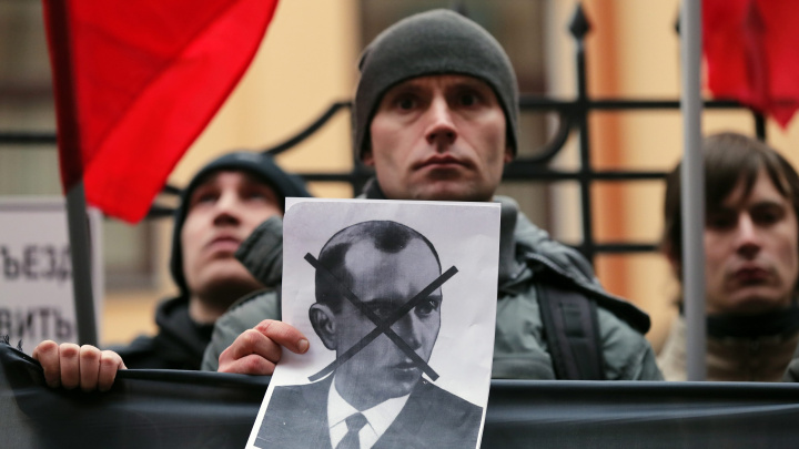 Zeman je náš člověk, chválí prezidenta Rusko a Donbas za odsouzení Bandery