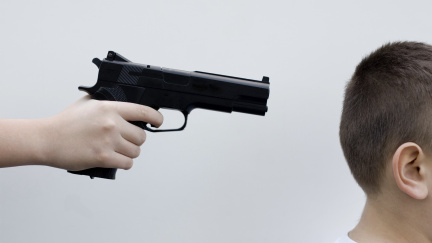 Chlapec ve jménu Islámského státu popravil dva údajné ruské špiony