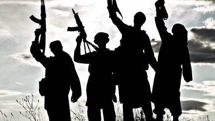 Aktualizováno: V západní Evropě operuje 20 teroristických buněk, policie zase zatýkala