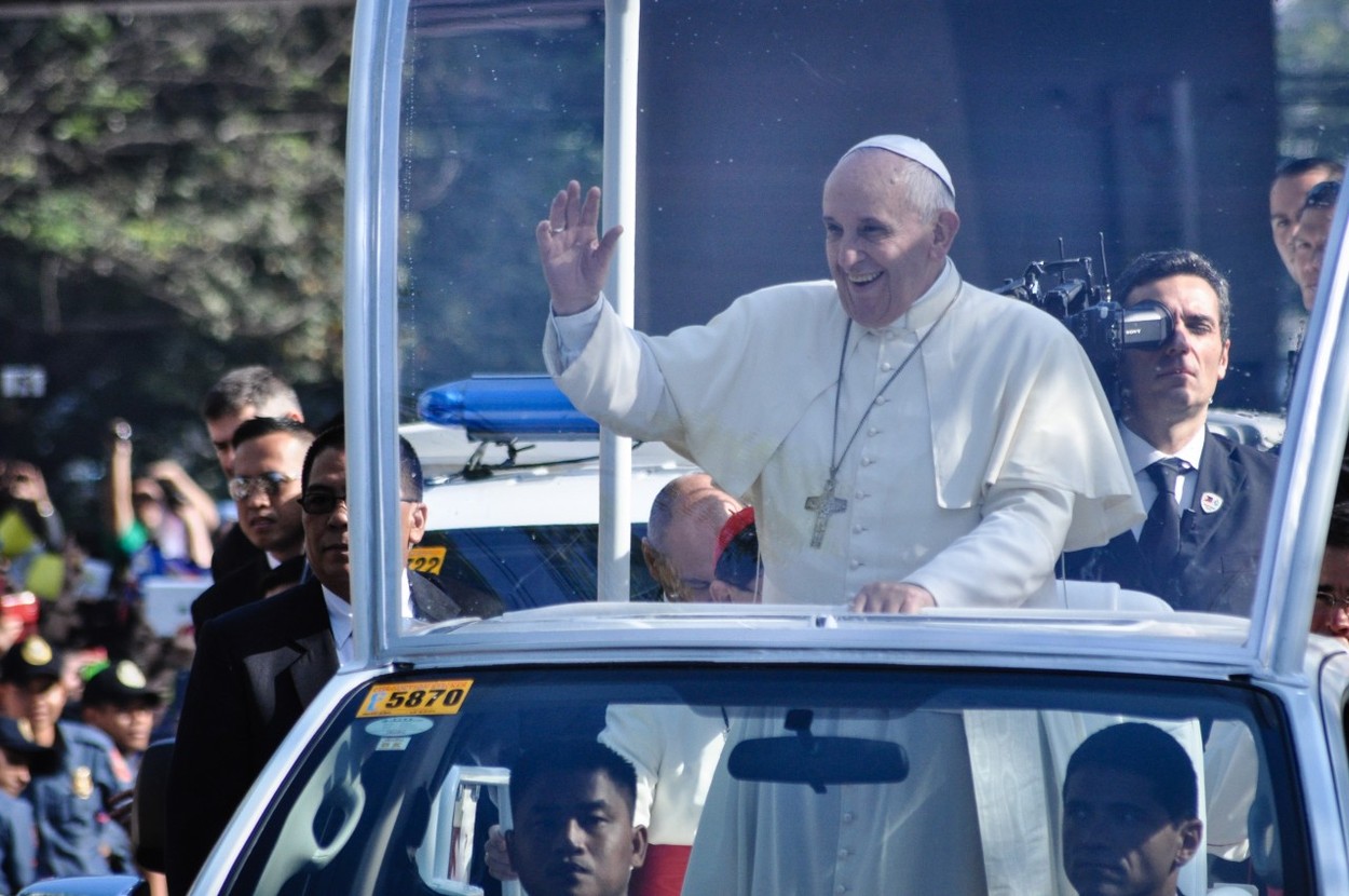 Aktualizováno: Papež František: ‘Katolíci se nemusí množit jako králíci‘. Králíkáři se zlobí