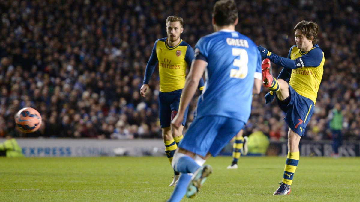 Krásný gól a asistence. Rosický režíroval pohárový postup Arsenalu