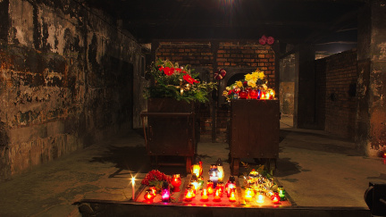 Aktualizováno: Výročí osvobození Osvětimi: Fórum o extremismu a Zeman v Terezíně