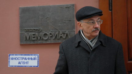 Memorial ustál útok ruských úřadů. Soud organizaci nezakázal