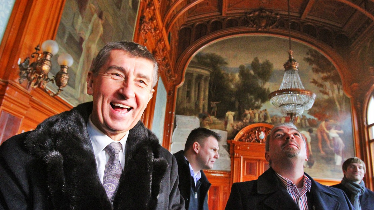 ANO v preferencích výrazně vede. Hnutí by ve volbách ostatní rozdrtilo