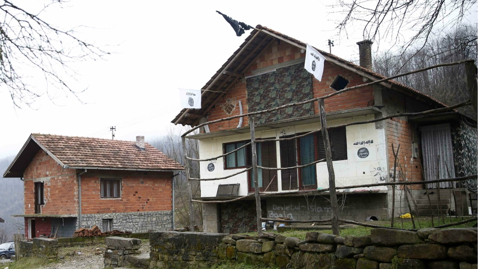 V Bosně vztyčili vlajku Islámského státu