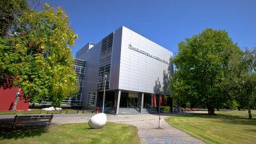 Panevropská vysoká škola prestižní studium práva a ekonomie