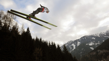 Češti skokani obsadili na MS ve skoku družstev osmé místo