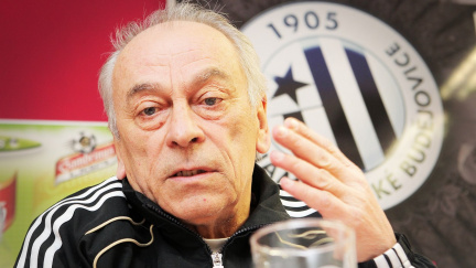 Na záchranu Dynama povolali trenéra Cipra