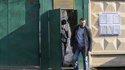 Navalnyj po 15 dnech opustil vězení. Po smrti Němcova je z něj opoziční vůdce č.1