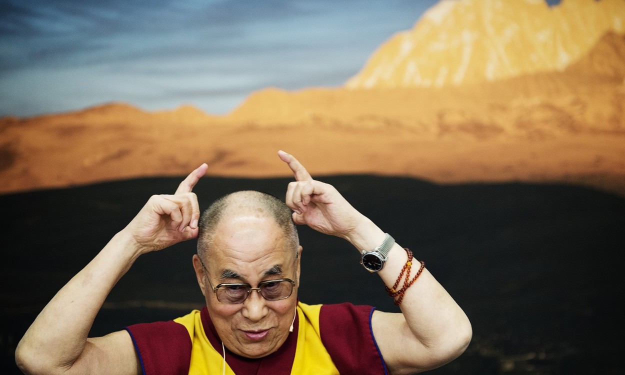 Dalajláma znesvěcuje buddhismus, hřímá Čína