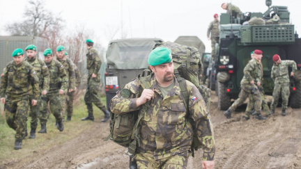 Dalších 47 milionů vyčlení vláda na Vrbětice. Zaplatí z toho přesčasy
