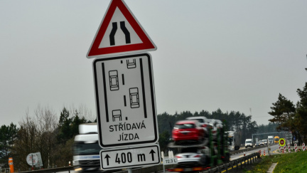 Silničáři budou víc pracovat v noci a o víkendech