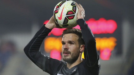 Nemocný Rajtoral musel domů, Vrba povolal Nováka