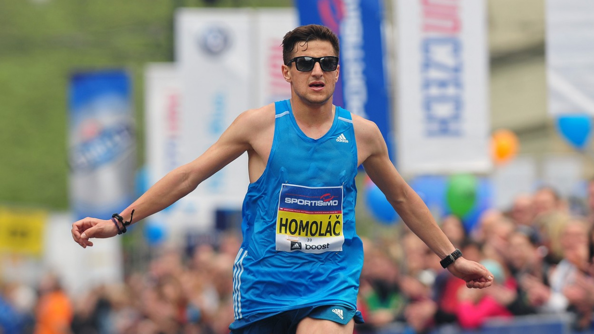 Pražský půlmaraton ovládl Keňan Wanjiru. Z Čechů zvítězili Homoláč a Drahotová