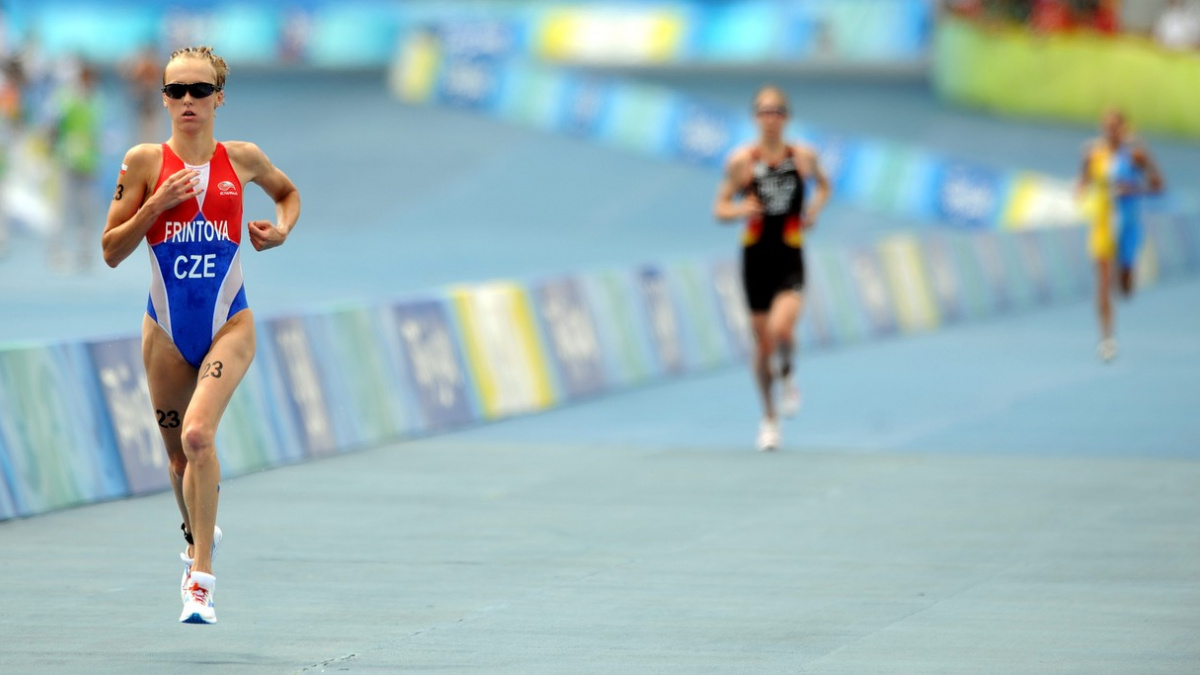 Triatlonistka Frintová zazářila na Novém Zélandu. Byla čtvrtá