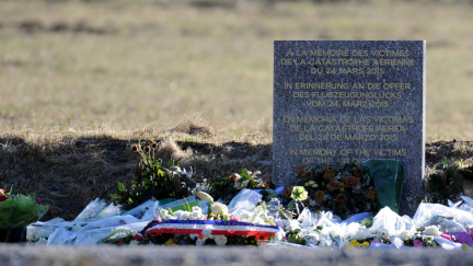 Otevři ty zatracené dveře, křičel kapitán na Lubitze