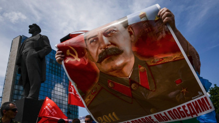 Komentář: Válečné hovory z Donbasu: Krvavá reality show a vzkaz v lahvi