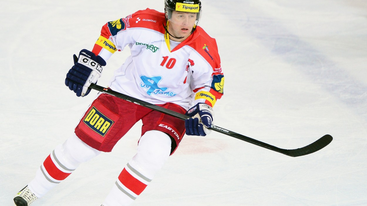 Baráž o hokejovou extraligu vede Chomutov, Olomouc zvedla hlavu