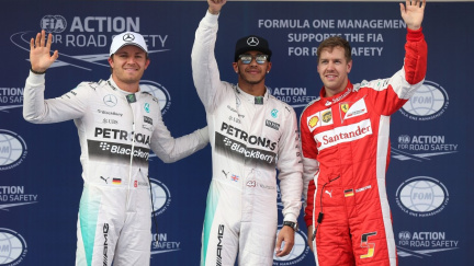 Hamilton těsně před Rosbergem v kvalifikaci F1