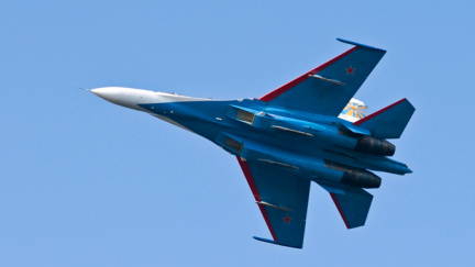 Ruská stíhačka se údajně málem srazila s americkým letadlem