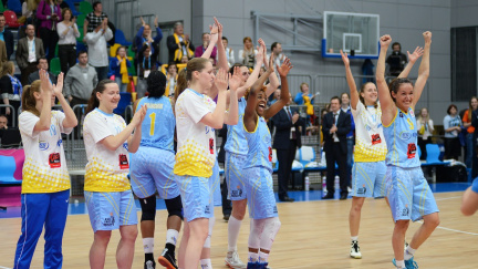 Holky z USK Praha ovládly basketbalovou Evropu