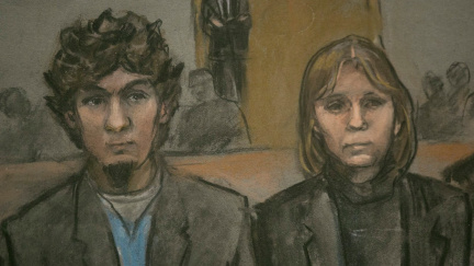 'Dejte mu doživotí, ať máme klid.' Rodiče zabitého chlapce nechtějí pro Carnajeva smrt