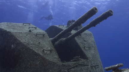 Američané našli u San Franciska loď používanou k jaderným zkouškám