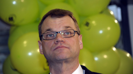 Finové volili novou vládu. Favorit chce stát řídit jako firmu