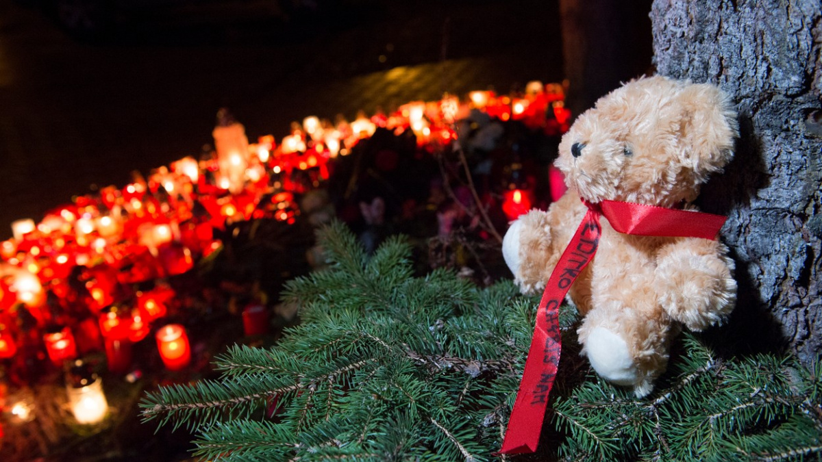 Uherský střelec vraždil sám, v restauraci vyprázdnil tři zásobníky