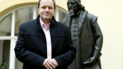 Chládka naštvala zpráva Amnesty International. Obsahuje chybné údaje