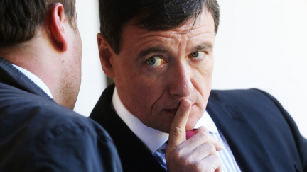 Aktualizováno: Rath je v nemocnici na kapačkách, říká jeho právník. Kde přesně leží, ale neví